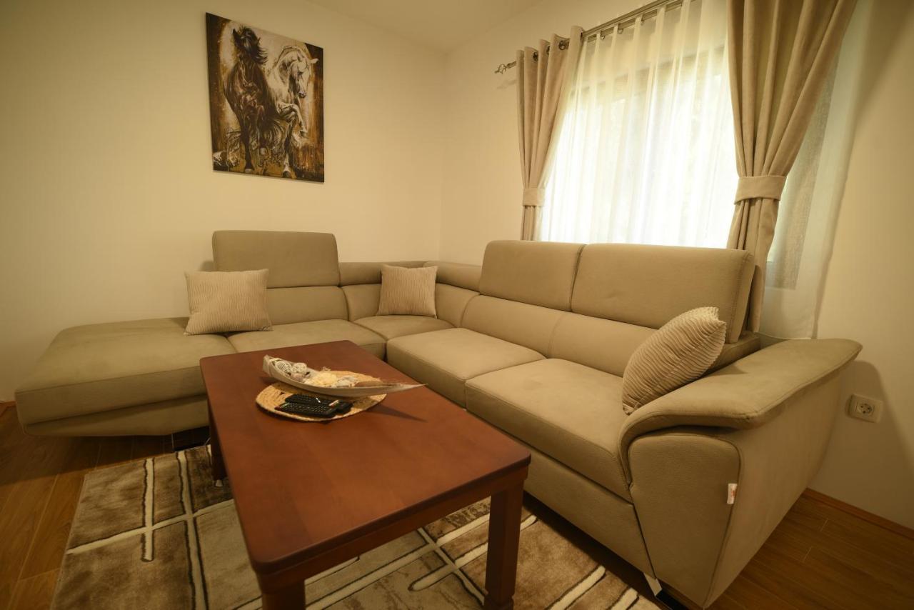 Vukovic House-Moticki Gaj Villa ชาเบลียค ภายนอก รูปภาพ
